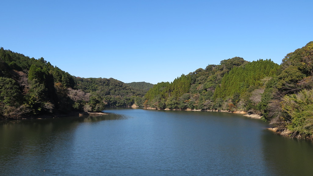 Kogawa Reservoir offers very different habitats for winter birds © Mark Brazil